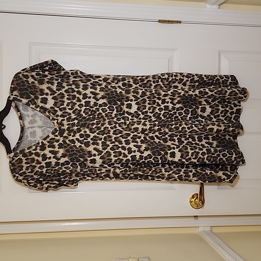 Leopard t-shirt dress Large